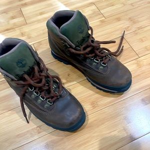 Size 7 Timberland Boots Barely Worn